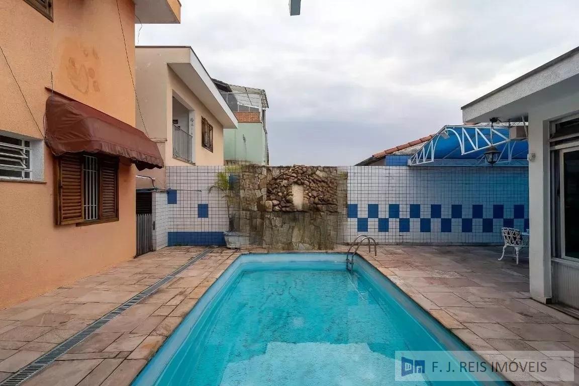 Sobrado, 3 quartos, 425 m² - Foto 1