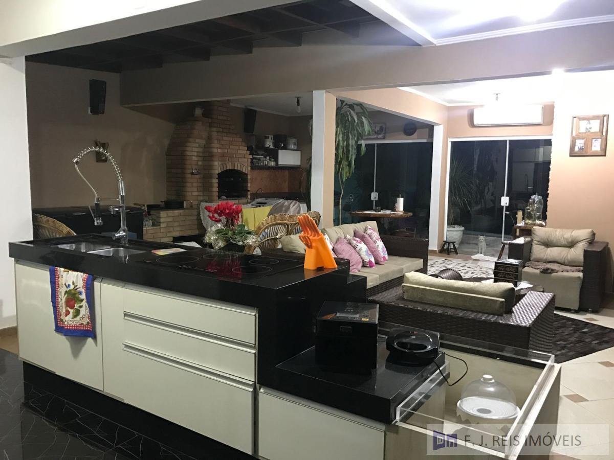 Sobrado, 3 quartos, 500 m² - Foto 5