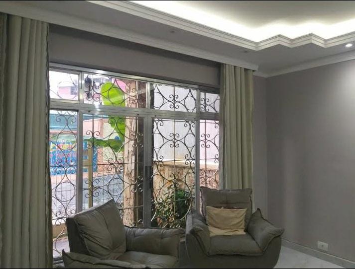 Sobrado, 3 quartos, 315 m² - Foto 2